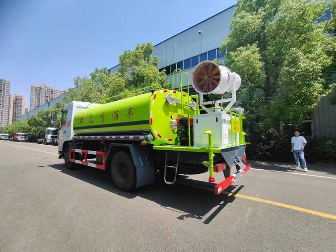 程力重工股份公路灑水車與工地灑水車選購指南